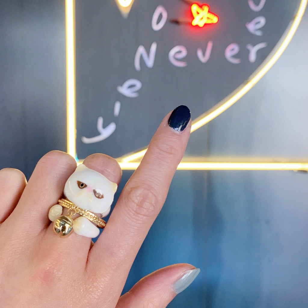 Mary Lou White Persian Cat Ring with Bell - MaryLouStore
