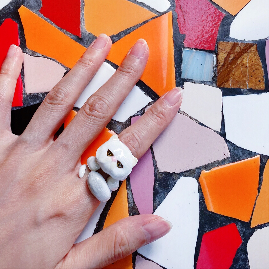 Mary Lou White Persian Cat Ring