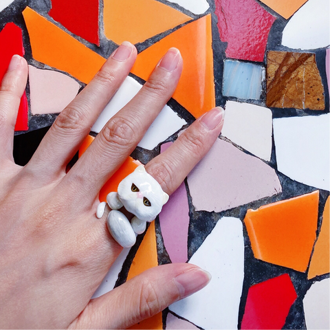 Mary Lou White Persian Cat Ring