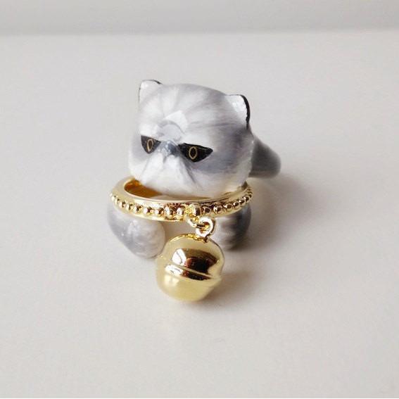 Mary Lou Grey Persian Cat Ring with Bell - MaryLouStore