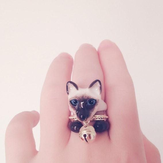 Mary Lou Siamese Cat Ring with Bell - MaryLouStore