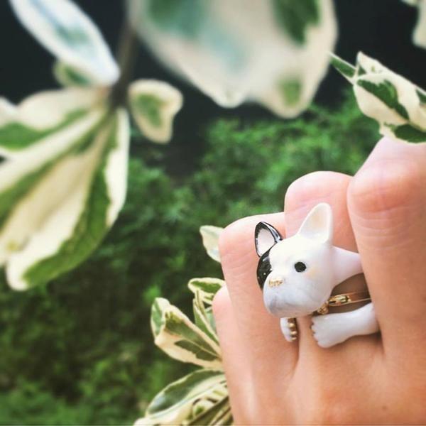 Mary Lou White & Black Bulldog Ring - MaryLouStore